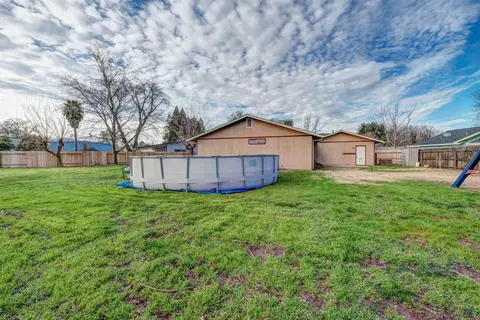 2545 Penelope St, Redding, CA 96001 photo 15