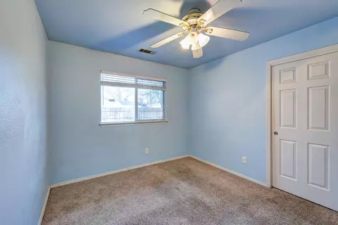 2545 Penelope St, Redding, CA 96001 photo 8