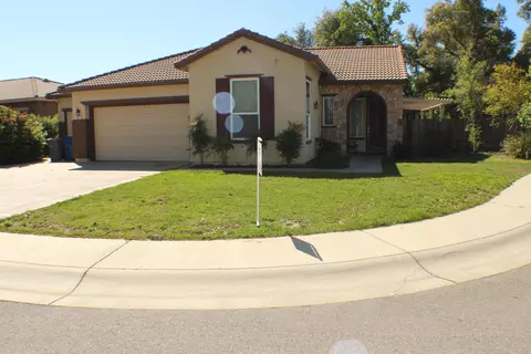 407 Woodacre Dr, Redding, CA 96002 photo 2