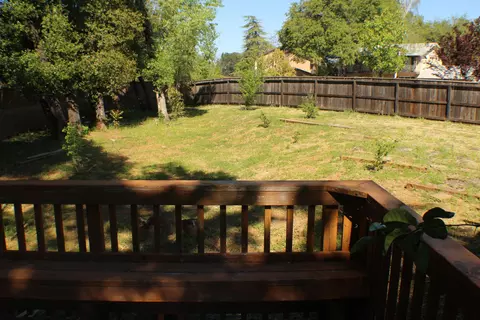 407 Woodacre Dr, Redding, CA 96002 photo 17