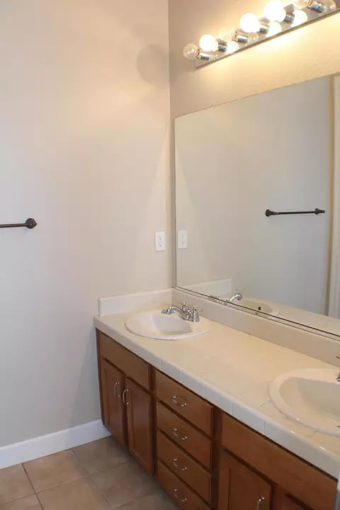 407 Woodacre Dr, Redding, CA 96002 photo 19