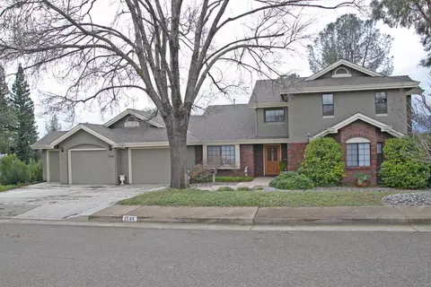 1544 Saint Andrews Dr, Redding, CA 96003 photo 1