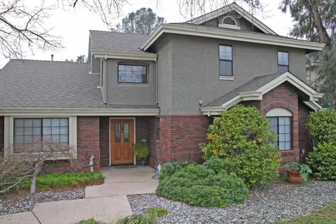 1544 Saint Andrews Dr, Redding, CA 96003 photo 2