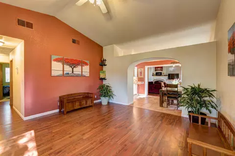 3990 Travona St, Redding, CA 96001 photo 5