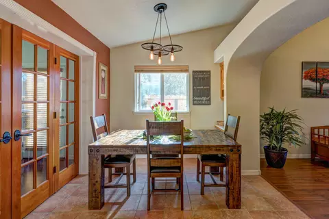 3990 Travona St, Redding, CA 96001 photo 12