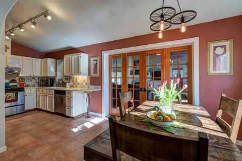 3990 Travona St, Redding, CA 96001 photo 14