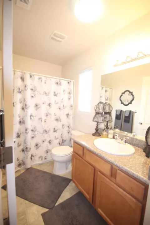 2139 Vienna Way, Redding, CA 96003 photo 18