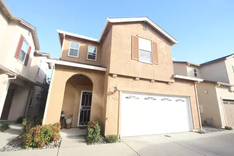 2139 Vienna Way, Redding, CA 96003 photo 1