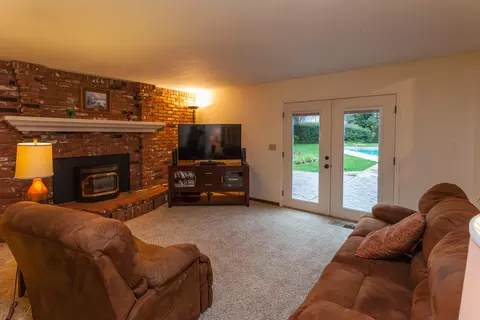 19084 Robledo Way, Redding, CA 96003 photo 13