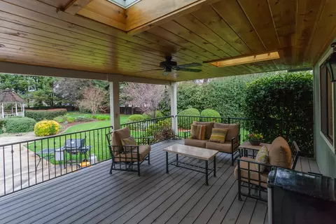 19084 Robledo Way, Redding, CA 96003 photo 32