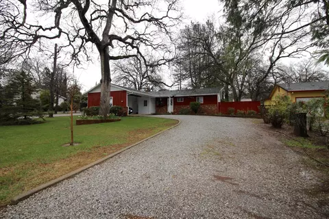 2055 Penn Dr, Redding, CA 96002 photo 1