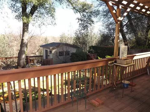 775 Lakeview Dr, Redding, CA 96001 photo 22