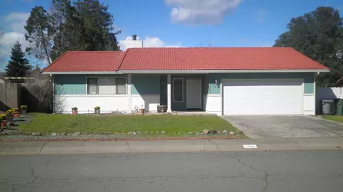 1426 Casa Vereda Way, Redding, CA 96003 photo 4