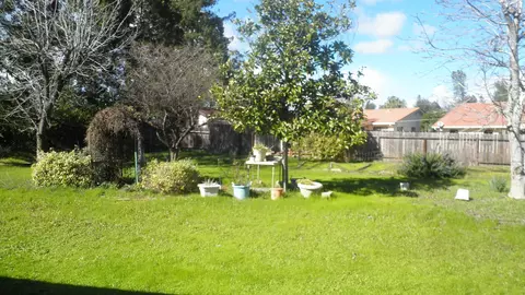 1426 Casa Vereda Way, Redding, CA 96003 photo 3