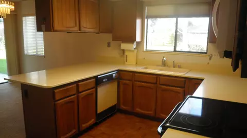 1426 Casa Vereda Way, Redding, CA 96003 photo 12
