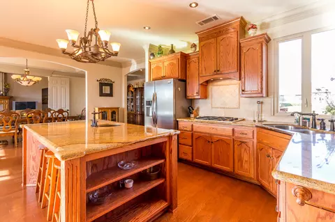 2314 Cumberland Dr, Redding, CA 96001 photo 21