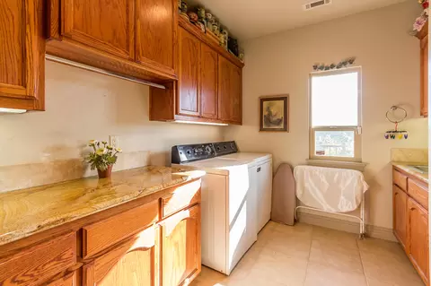 2314 Cumberland Dr, Redding, CA 96001 photo 42