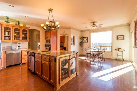 2314 Cumberland Dr, Redding, CA 96001 photo 15