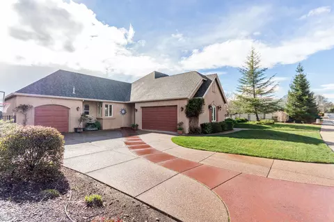 2314 Cumberland Dr, Redding, CA 96001 photo 5