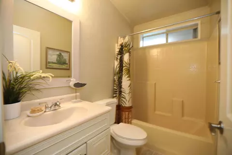 2742 Freebridge St, Redding, CA 96001 photo 10