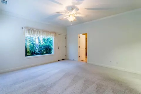 2390 Crescent Moon Ct, Redding, CA 96001 photo 20