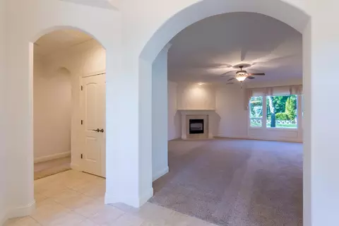2390 Crescent Moon Ct, Redding, CA 96001 photo 6