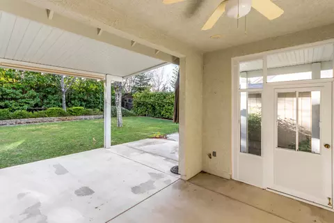 2390 Crescent Moon Ct, Redding, CA 96001 photo 35