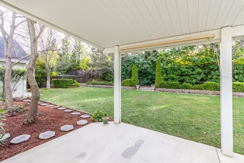 2390 Crescent Moon Ct, Redding, CA 96001 photo 36