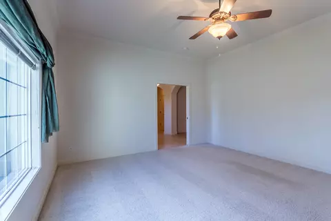 2390 Crescent Moon Ct, Redding, CA 96001 photo 11