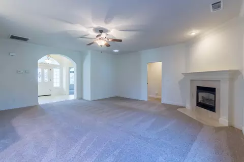 2390 Crescent Moon Ct, Redding, CA 96001 photo 8