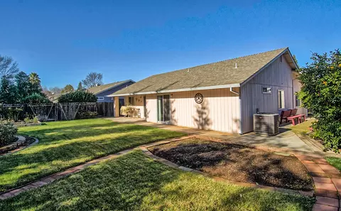 1956 Catherine Way, Redding, CA 96002 photo 34