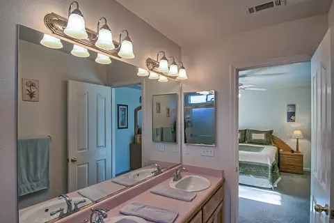 1956 Catherine Way, Redding, CA 96002 photo 25