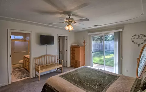 1956 Catherine Way, Redding, CA 96002 photo 21