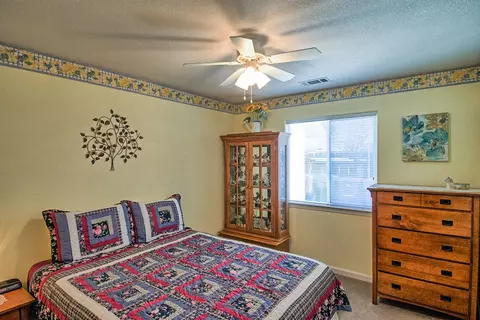 1956 Catherine Way, Redding, CA 96002 photo 28