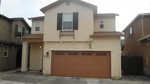 2385 La Villa Way, Redding, CA 96003 photo 1