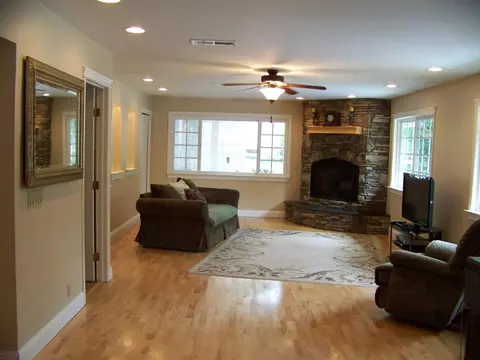 8530 Copper Dr, Redding, CA 96001 photo 18