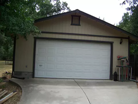 8530 Copper Dr, Redding, CA 96001 photo 6