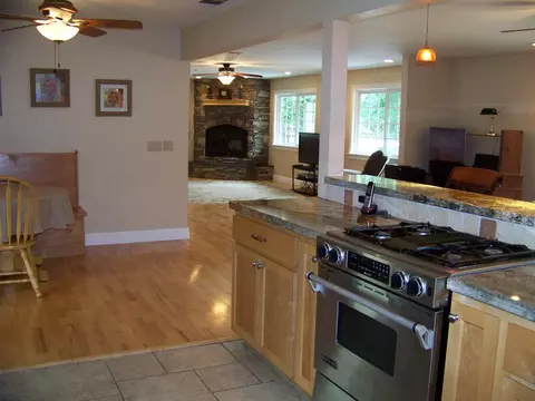 8530 Copper Dr, Redding, CA 96001 photo 22