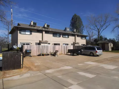2505 Sabre Ct, Redding, CA 96002 photo 3