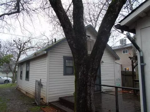 748 West St, Redding, CA 96001 photo 16