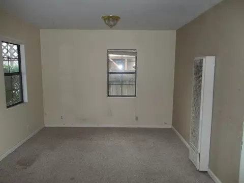 748 West St, Redding, CA 96001 photo 12
