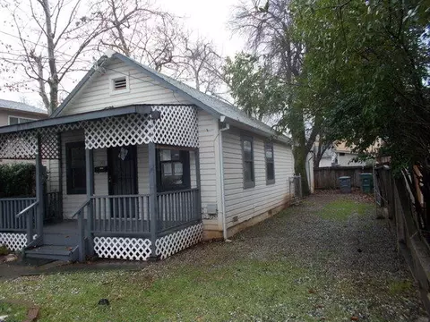 748 West St, Redding, CA 96001 photo 9