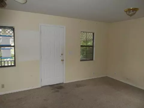 748 West St, Redding, CA 96001 photo 13
