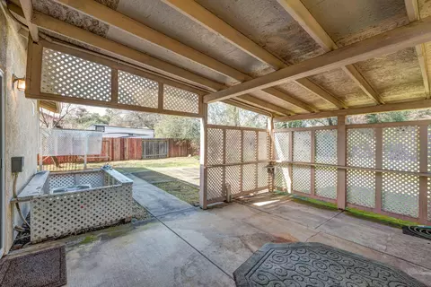 1484 Augustine Way, Redding, CA 96002 photo 23