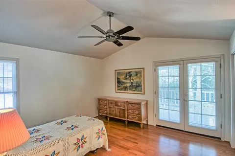 541 River Oaks Dr, Redding, CA 96001 photo 13