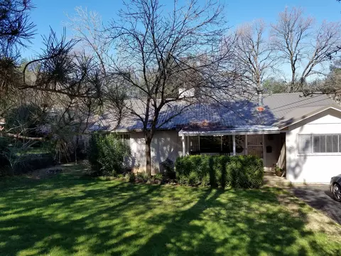 3461 Beacon Dr, Anderson, CA 96007 photo 2