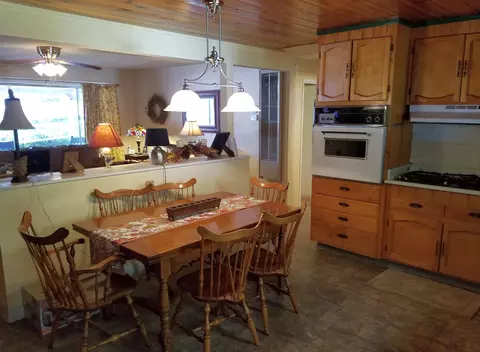 3461 Beacon Dr, Anderson, CA 96007 photo 10