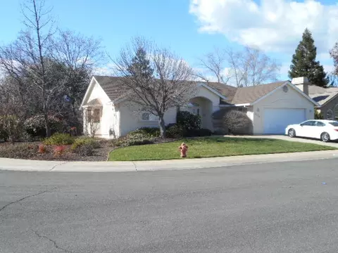 2268 Adirondack Dr, Redding, CA 96001 photo 2