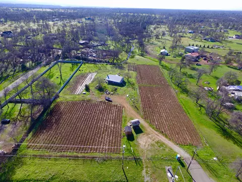 21245 Hwy 299, Redding, CA 96003 photo 4