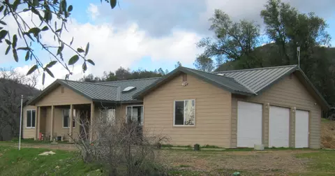 21170 Judy, Redding, CA 96003 photo 2